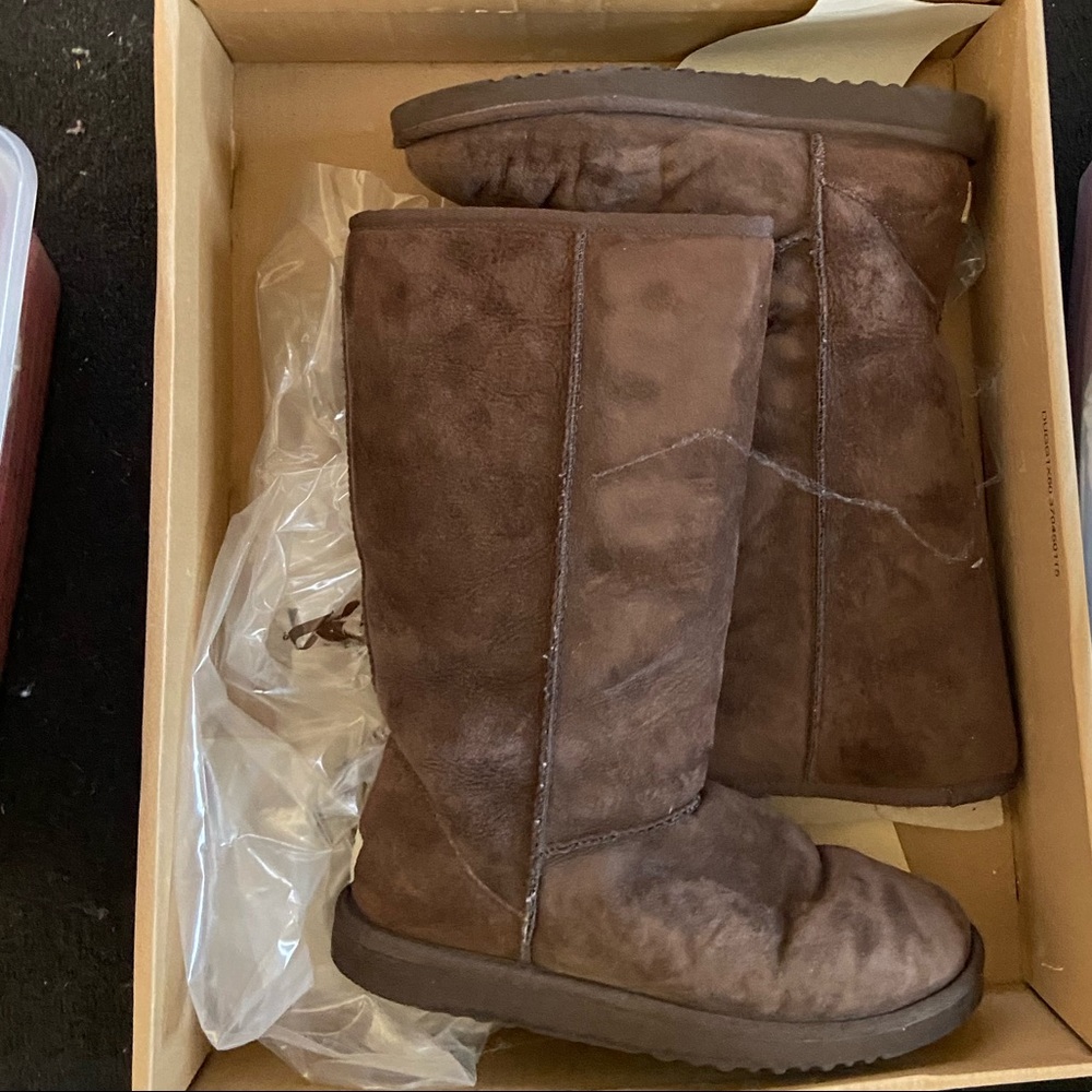 Size 8 Tall Dark Brown Uggs
